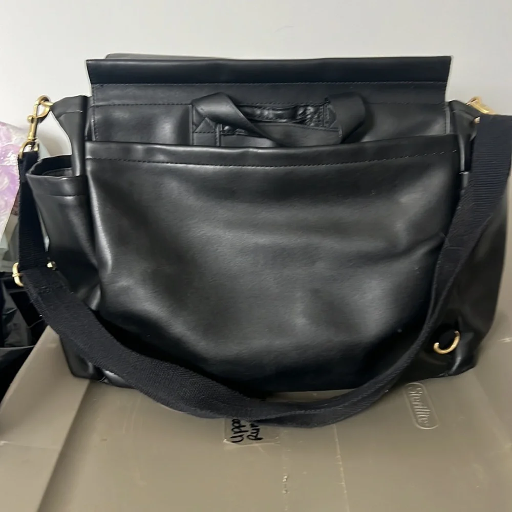 Skip Hop Black Messenger Diaper Bag